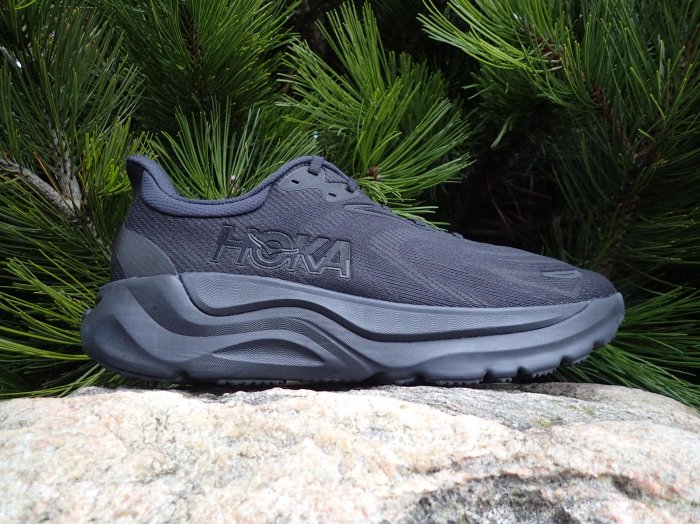 Hoka Arahi 8