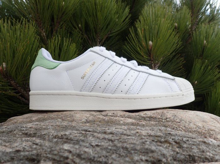 Adidas Superstar