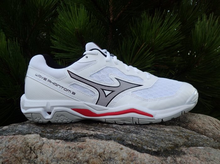 Mizuno Wave Phantom 3