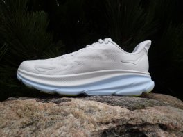 Hoka Clifton 9