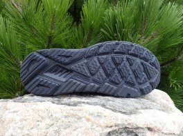 Hoka Arahi 6