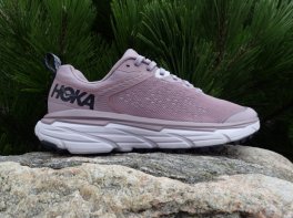 Hoka Challenger 6