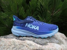 Hoka Challenger ATR 7