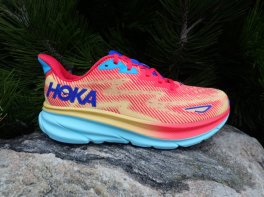 Hoka Clifton 9