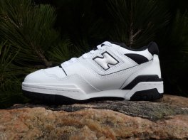 New Balance 550
