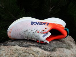Hoka Bondi x