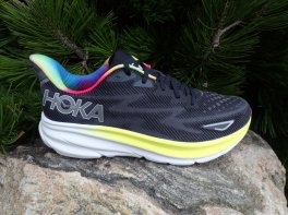Hoka Clifton 9