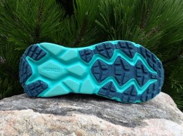 Hoka Challenger 6