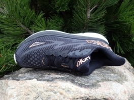 Hoka Clifton 9