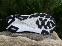 Hoka Arahi 6