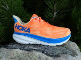 Hoka Clifton 9
