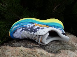 Hoka Stinson 7