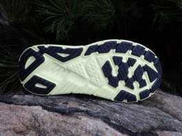 Hoka Arahi 7