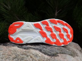 Hoka Clifton 9