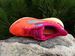 Hoka Challenger 7