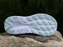 Hoka Clifton 8