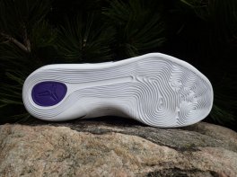 Nike Kobe 9 EM Low Protro 