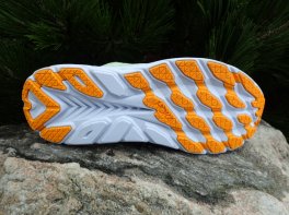 Hoka Clifton 8