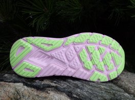 Hoka Arahi 7