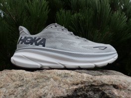 Hoka Clifton 9