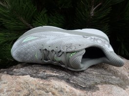 Hoka Clifton 9