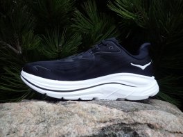 Hoka Clifton 10