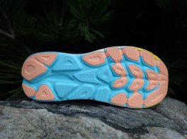 Hoka Clifton 10