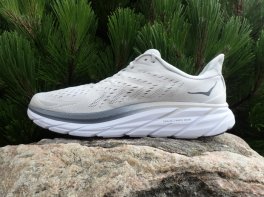 HOKA Clifton 8