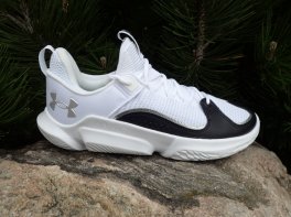 Under Armour Flow Futr X 3 