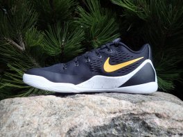 Nike Kobe 9 EM Low Protro 