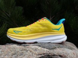 Hoka Clifton 9