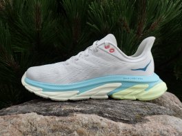 Hoka Clifton Edge