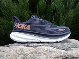 Hoka Clifton 9