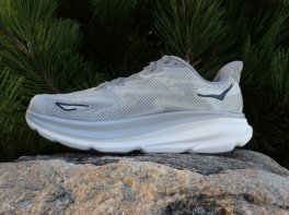 Hoka Clifton 9