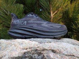 Hoka Clifton 9
