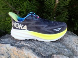 Hoka Clifton 9