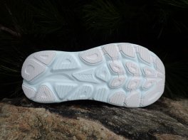 Hoka Clifton 10