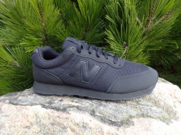 New Balance 400