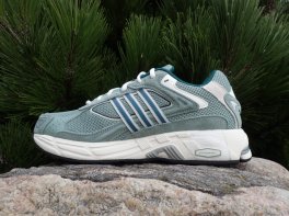 Adidas Response cl
