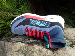Hoka Tecton X3