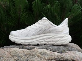 HOKA Clifton 8