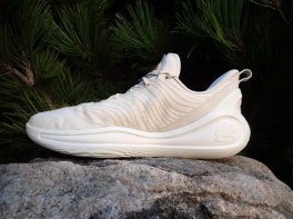 Under Armour Curry 12 "Saturn"