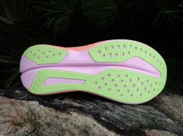 Hoka Mach 6