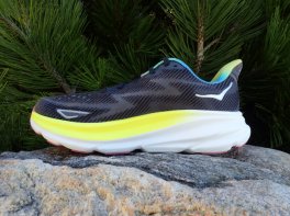 Hoka Clifton 9