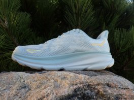 Hoka Clifton 9