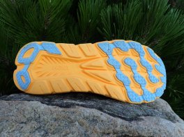 Hoka Rincon 3