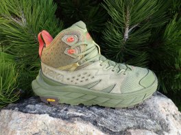 Hoka Anacapa Breeze