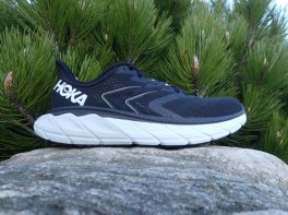 Hoka Arahi 5