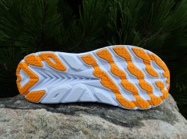 Hoka Clifton 8