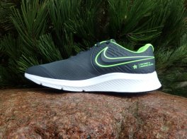 Nike Star Runner 2